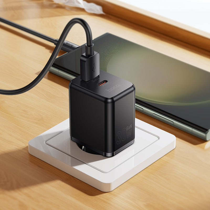 Hoco C157A Smart PD30W+QC3.0 multi-protocol charger